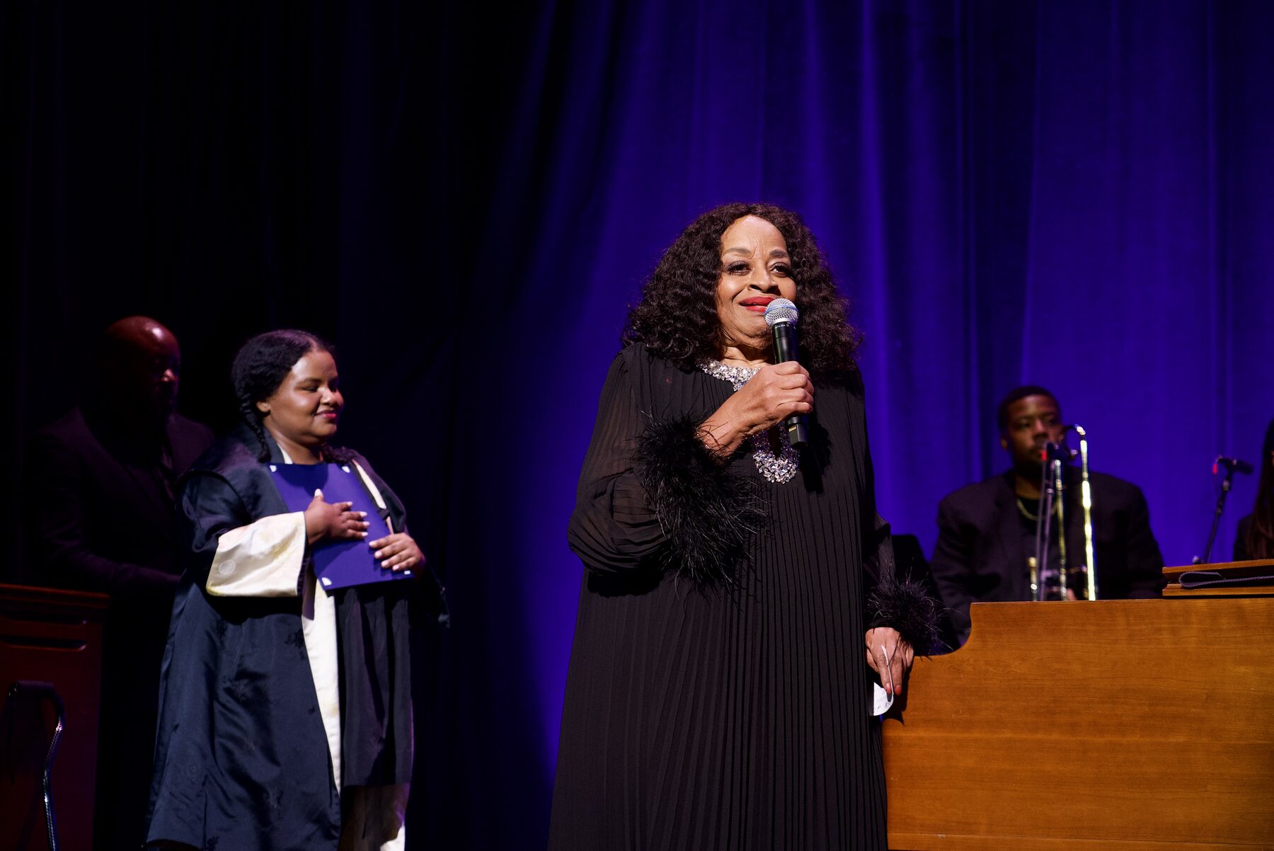 Elbernita Twinkie Clark addressing the audience at the organ